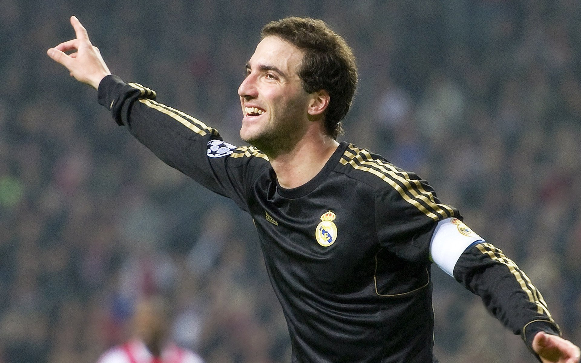 库里：三分球的“革命者”，引领NBA战术变革！，库里最经典的三分球